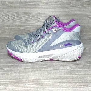 NEW Under Armour Hovr Breakthru Basketball Shoes